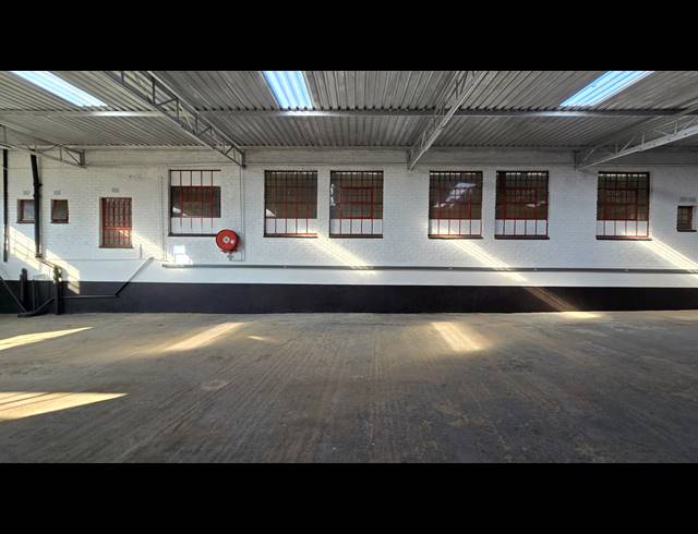 437M² WAREHOUSE TO LET IN SEBENZA